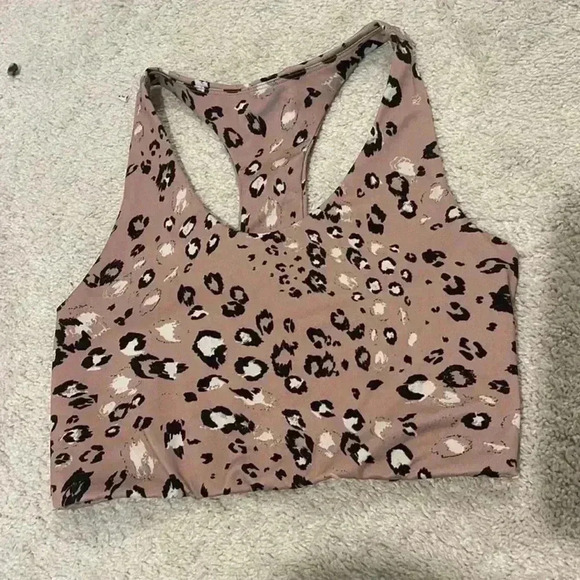 Zella Biker Shorts and matching sports bra - Picture 2 of 3